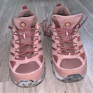 Merrell Women's Moab 3 Hiking Shoe Size 9